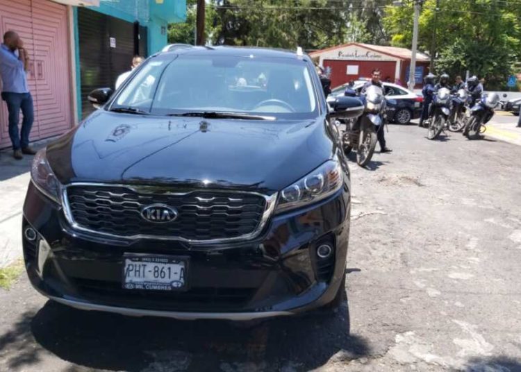 Gran movilización policial por supuesto robo de camioneta en Morelia