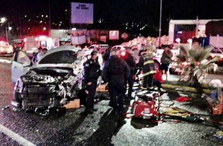 Son cuatro muertos y seis heridos tras choque en la Morelia-Salamanca