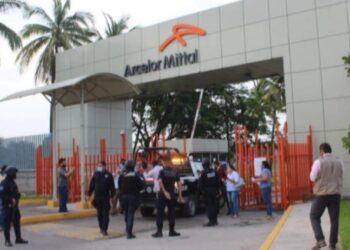 Itzé Camacho pone en jaque creación de empleos en Lázaro Cárdenas