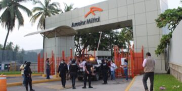 Itzé Camacho pone en jaque creación de empleos en Lázaro Cárdenas