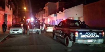 Ejecutan a hombre y le clavan cuchillo en Zamora