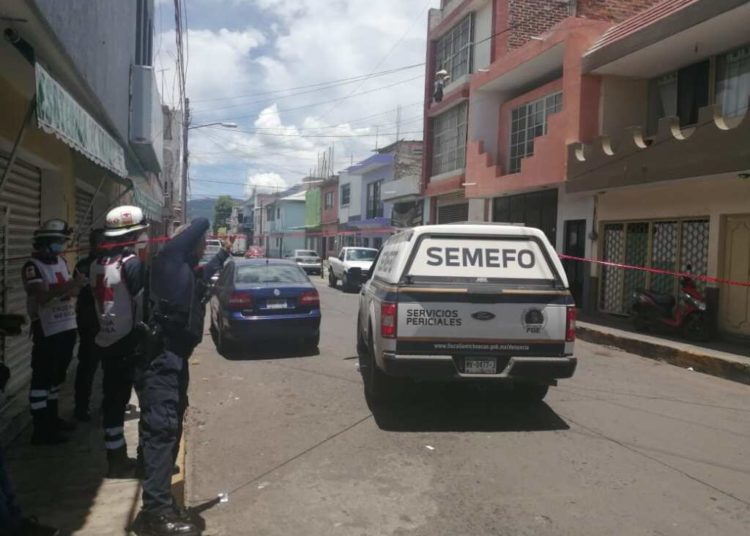 Joven es asesinado por sicarios en Zamora