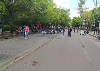 Protestan normalistas en Morelia