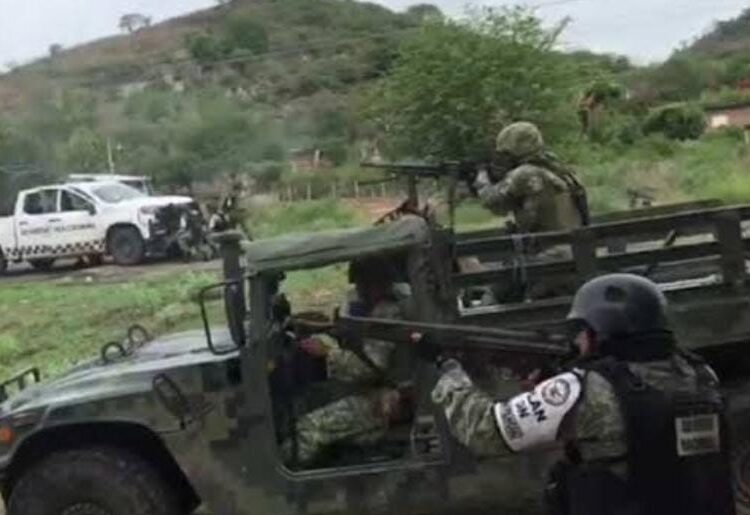 GN abate a sicario en enfrentamiento en zona Aguililla-Tepalcatepec