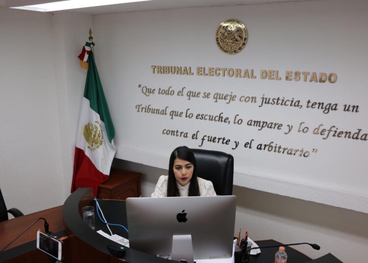 Asaltan autobús con 46 pasajeros en Paracho