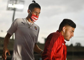 Chivas separa a Alexis Vega y Uriel Antuna del equipo