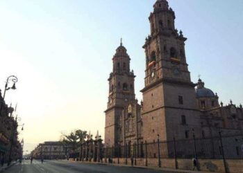 Cierran Catedral de Morelia por caso de Covid-19