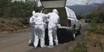 Caen siete con armas de fuego y drogas en Uruapan