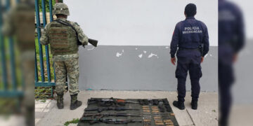 Aseguran arsenal en El Aguaje, en Aguililla