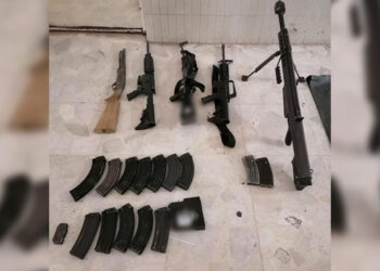 Aseguran arsenal a sicarios en Parácuaro