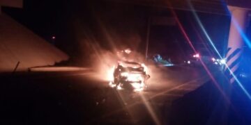 Comandante regional de Jiquilpan, herido tras incendio de camioneta