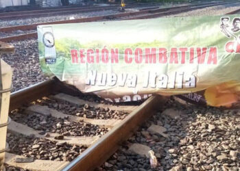 CNTE retoma bloqueo ferroviario en Michoacán