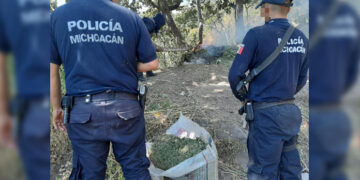 “Motosicarios” ejecutan a automovilista en Morelia