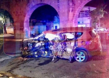 Joven muere tras chocar con Acueducto de Morelia