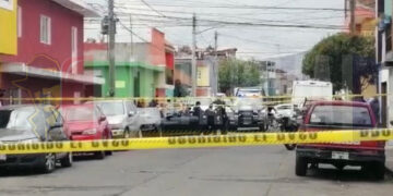 Volcadura deja dos heridos en la Morelia-Pátzcuaro