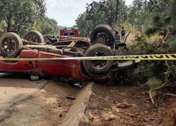 Volcadura deja un agricultor muerto y dos heridos en Uruapan