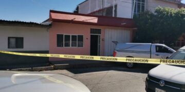 Encuentran muertas a madre e hija en Los Reyes