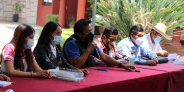 Ningún partido político entrará a Cherán: indígenas