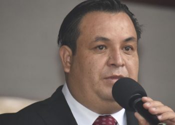 Comunidades de Erongarícuaro con doble presupuesto: Juan Calderón