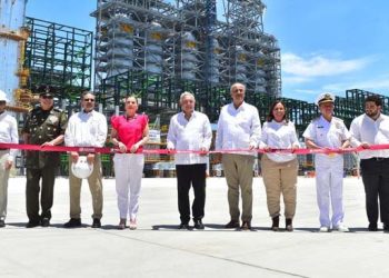 Refinería Dos Bocas fortalece la soberanía energética: Bedolla