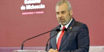 SFA renueva equipos de cómputo en módulos y en ventanillas de atención al público