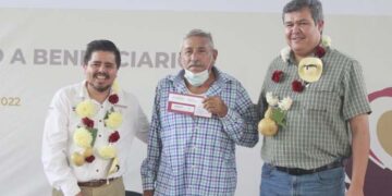 Instala Bedolla Consejo Estatal de las Artesanías