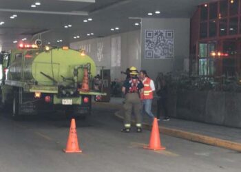 Fuerte movilización por incendio en restaurante Valentina de Morelia