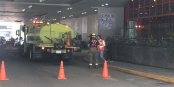 Fuerte movilización por incendio en restaurante Valentina de Morelia