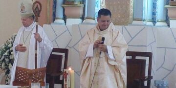Sicarios amenazan a sacerdote José Luis Segura durante misa en Jalisco