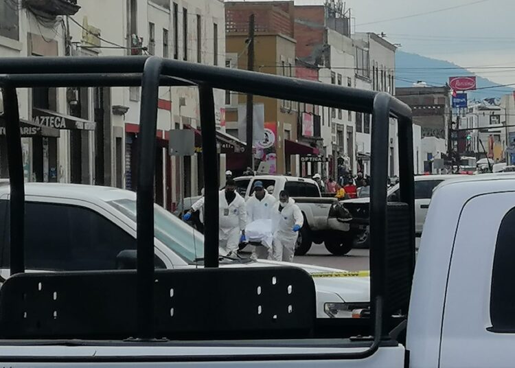 Ejecutan a dos hombres en pleno Centro de Morelia