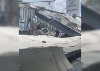 Sismo de 7.7. grados deja un muerto