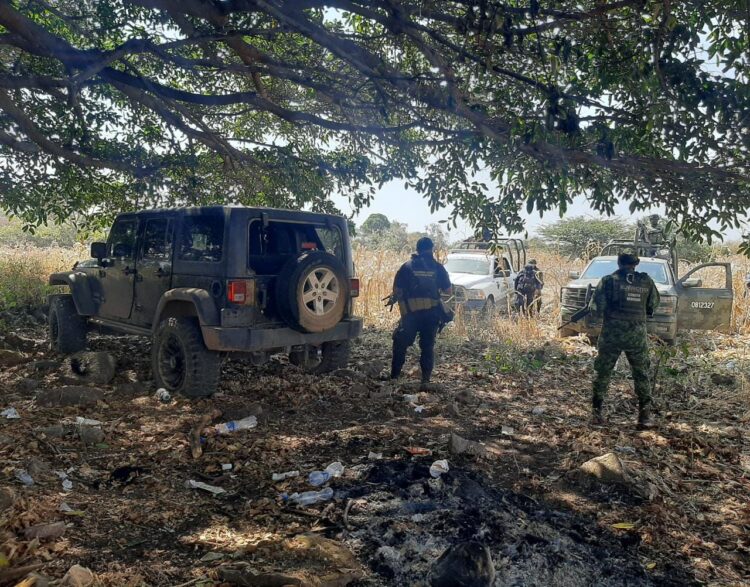 Asegura SSP vehículo con impactos de proyectil de arma de fuego, en Juárez