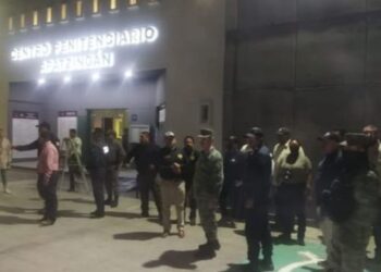 Realizan operativo sorpresa en penal de Apatzingán