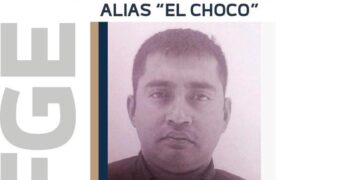 Sicarios atacan caseta de seguridad en La Huacana; matan a policía
