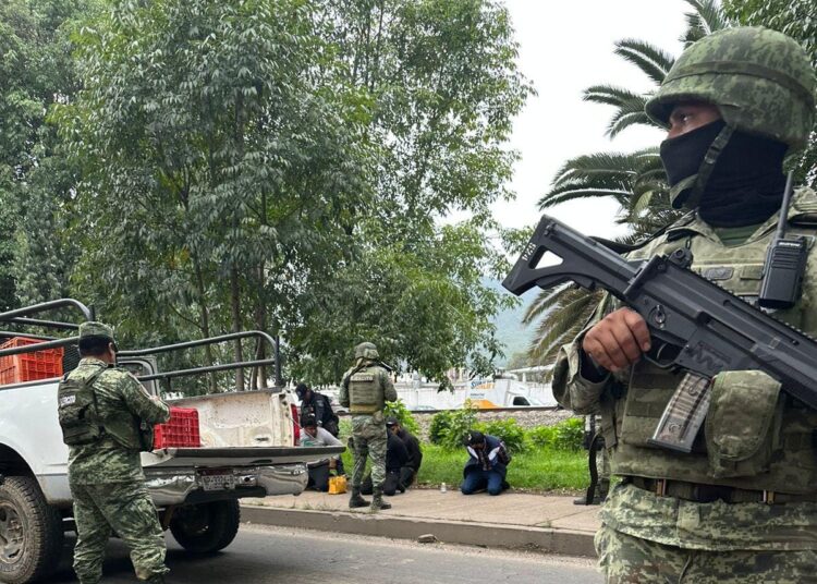 Caen cuatro sicarios en Uruapan