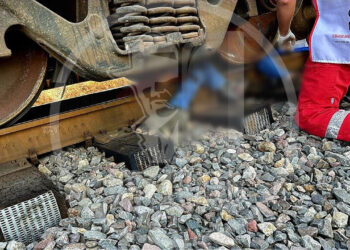 #Morelia Presunto trabajador del tren, resbala al querer subir a un vagón en movimiento y es atropellado por el ferrocarril