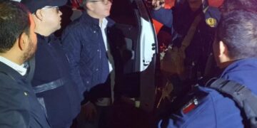 #Chilchota Sujetos fuertemente armados despojan de su camioneta al Diputado Federal Enrique Godínez del Río