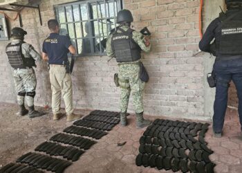 FGE asegura otro domicilio relacionado en conductas ilícitas y más de 300 kilos de droga en Zicuirán.