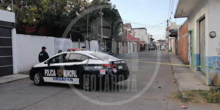Se registra ataque armado en negocio de venta de botanas en Uruapan
