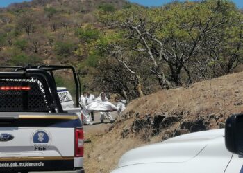 Localizan cadáver de hombre maniatado y con huellas de violencia sobre la Álvaro Obregón- Emiliano Zapata