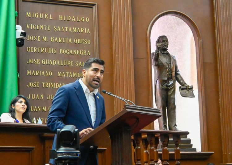 Hechos violentos de Zitácuaro confirman inoperancia de Gobierno de Bedolla: Poncho Chávez