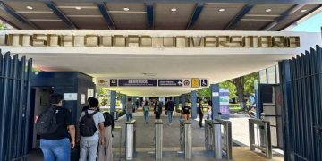 UMSNH entregó cheques a totalidad de dependencias para pago retroactivo de incremento salarial a docentes