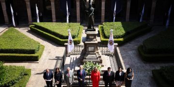 Que la formación e investigación nicolaita lleve impreso el espíritu libertador de Don Miguel Hidalgo, se pronuncia Gobernador