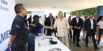 Yarabí Ávila inaugura Feria de Empleo dirigida a estudiantes nicolaitas
