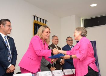 Con programas de alta calidad y proyectos que trascienden fronteras, IIQB celebra 49 aniversario: Yarabí Ávila