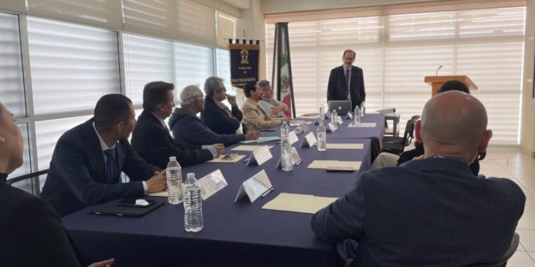 Licenciatura en Ciencias Físico Matemáticas de la UMSNH, busca refrendar su calidad educativa