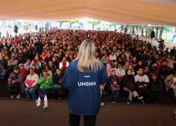 Siéntase parte de la UMSNH, convoca Yarabí Ávila a padres y madres de familia