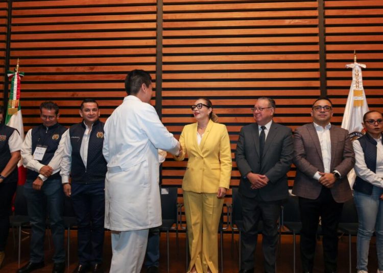 Promuevan el respeto, la equidad y la inclusión, exhorta Yarabí Ávila a estudiantes que realizarán su servicio social