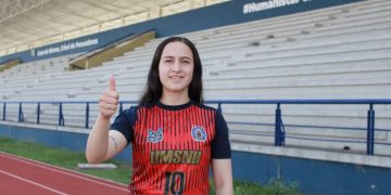 UMSNH semillero para el balompié femenil; las nicolaitas María de la Luz Quezadas y Cristina Estrella destacan en el fútbol
