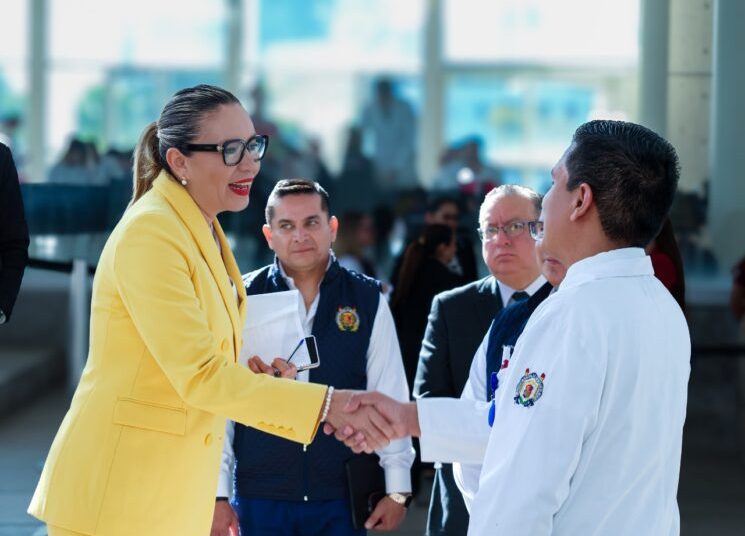 UMSNH se consolida como un referente a nivel nacional en el área de la Salud; totalidad de carreras acreditadas